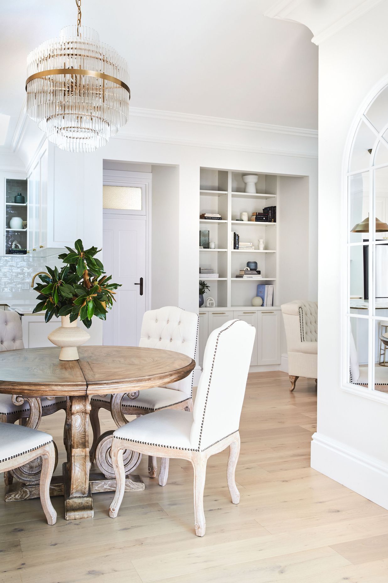 A CHARMING RENOVATION FOR THIS HERITAGE HOME