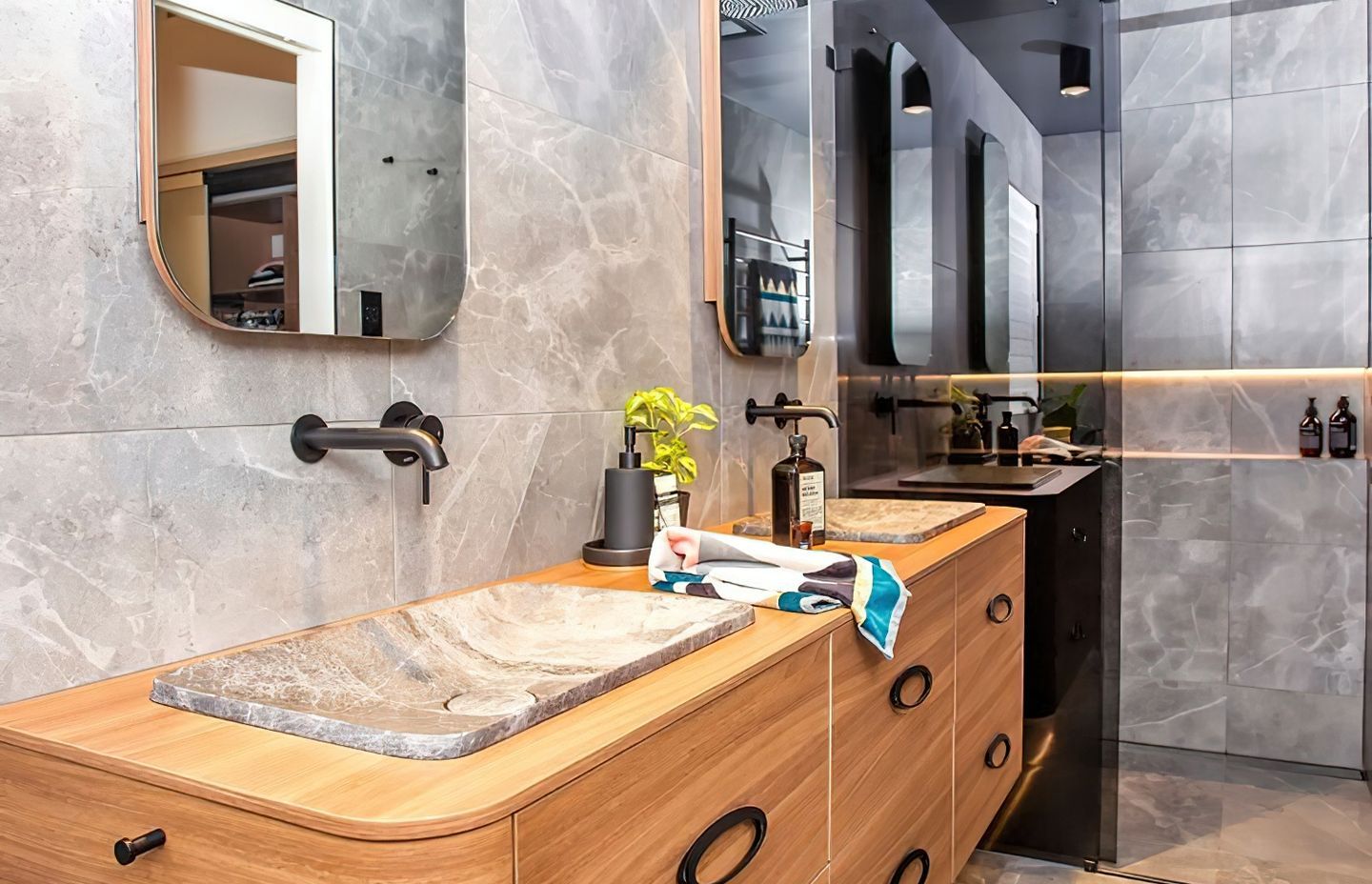 Finalist Small Bathroom