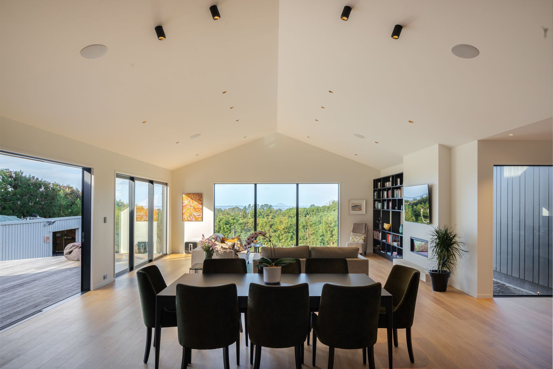 A 2.7 metre ceiling height makes the open-plan kitchen, dining and living space feel spacious.