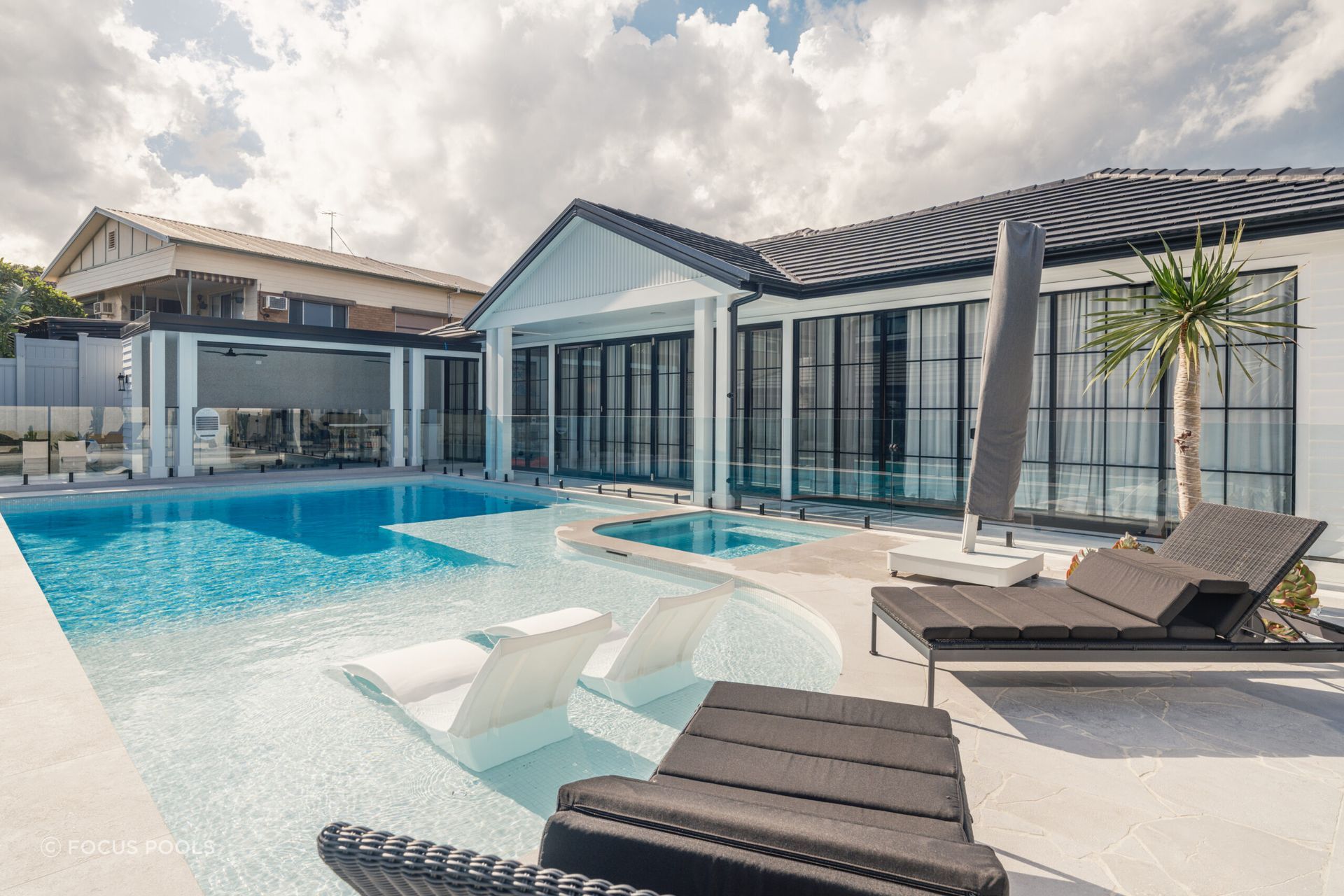 Luna Chiaro Limestone | Luna Chiaro Crazy Paving