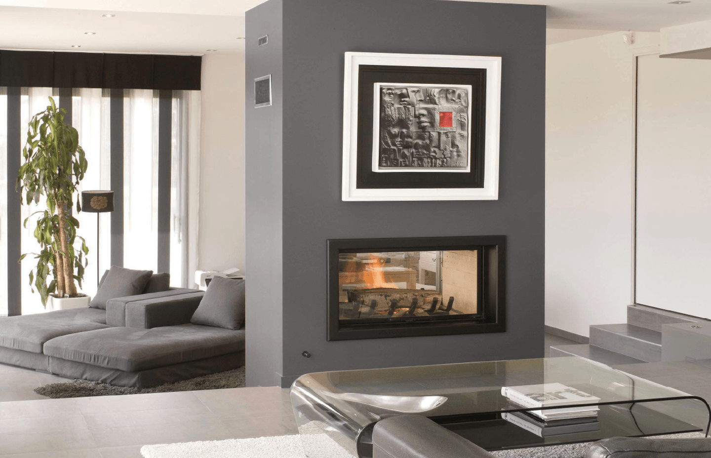 Double Sided Fireplaces: Two Is Always Better Than One