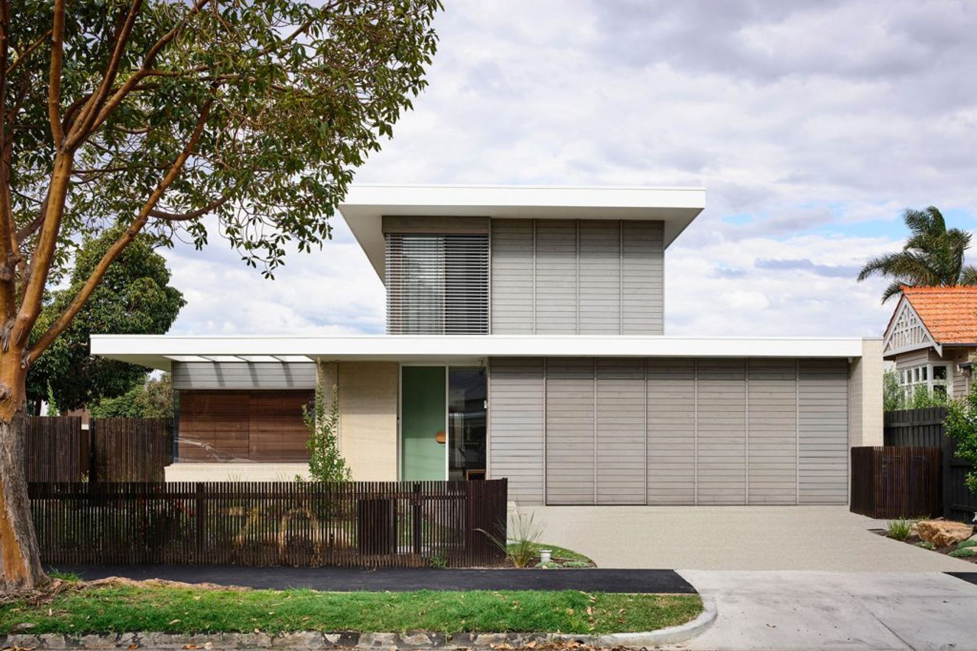 ‘Brighton 6’ x Sculpt Fireplace Collection