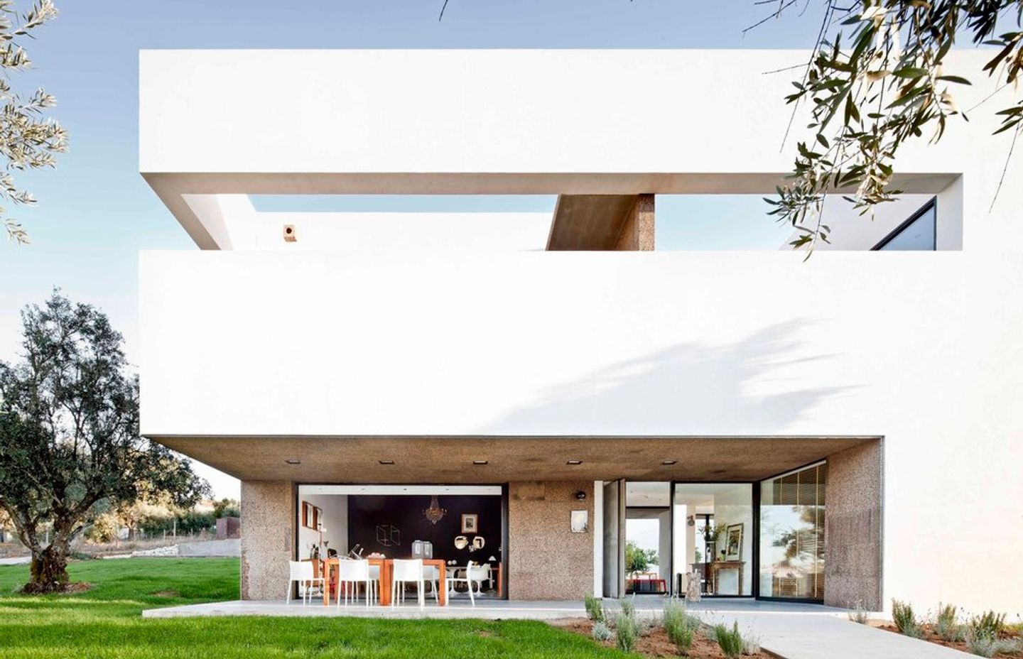 Photo by Adrià Goula, Alexandre Gemper on ArchDaily