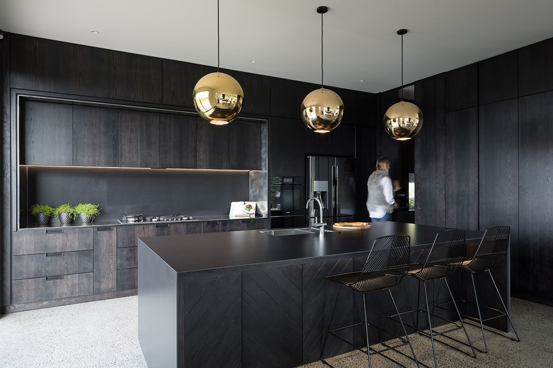 © Michael Cooper Architects - featuring Schweigen UM1170-9S 900mm Silent Undermount Rangehood