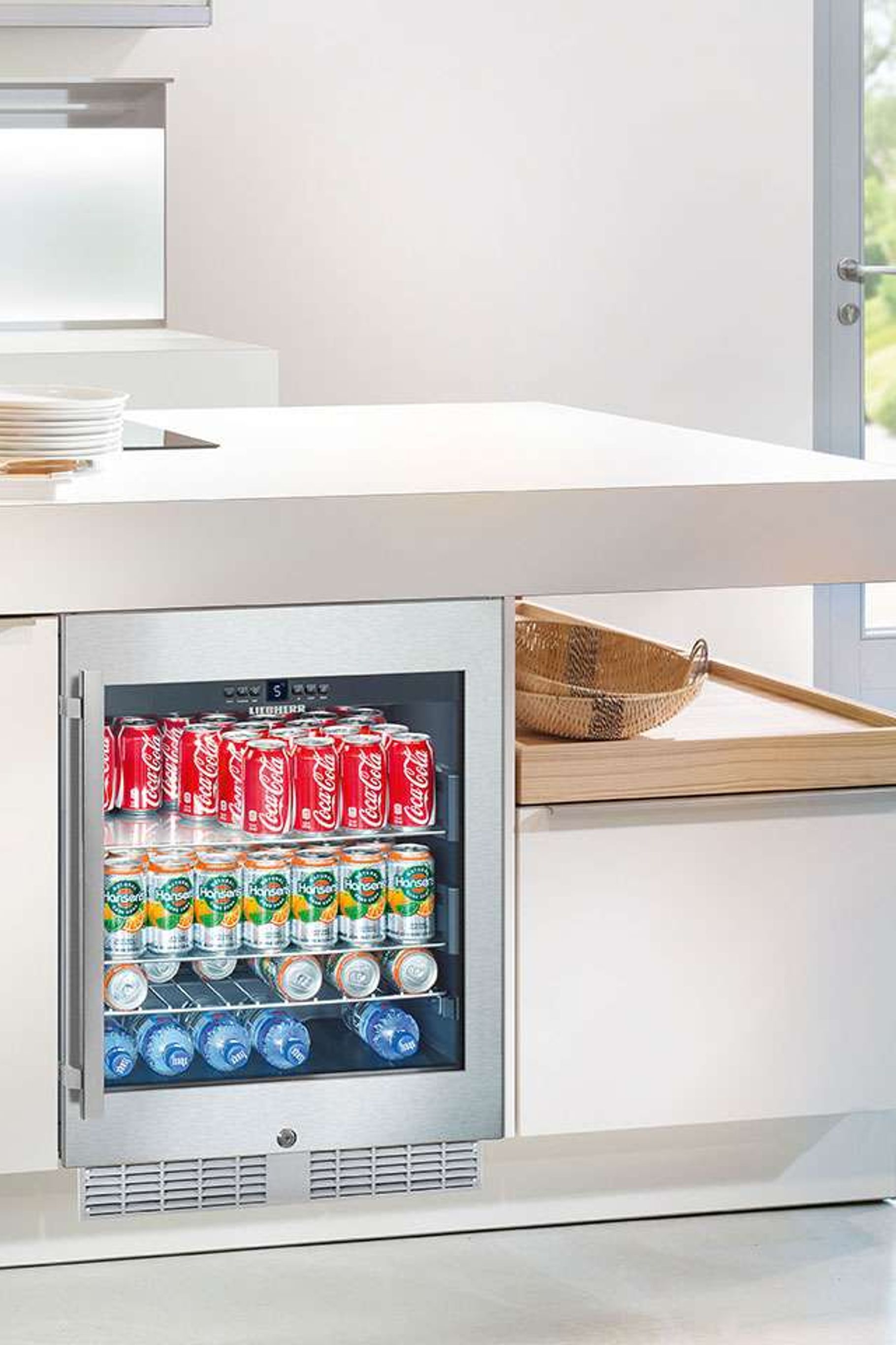 Liebherr Glass Door Beverage Centre UKes 1752