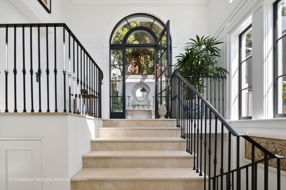 Lynda Kerry Interior Design | Andrew Barnyak Design | Cathedral Limestone Alfresco