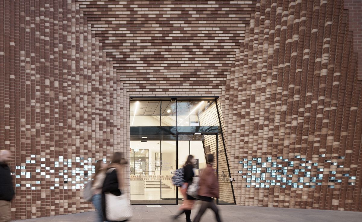 A university precinct inspiring innovation and collaboration