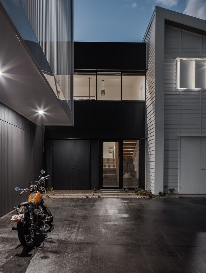 Bayview Terrace by The Artificial | Photography by Andy Macpherson