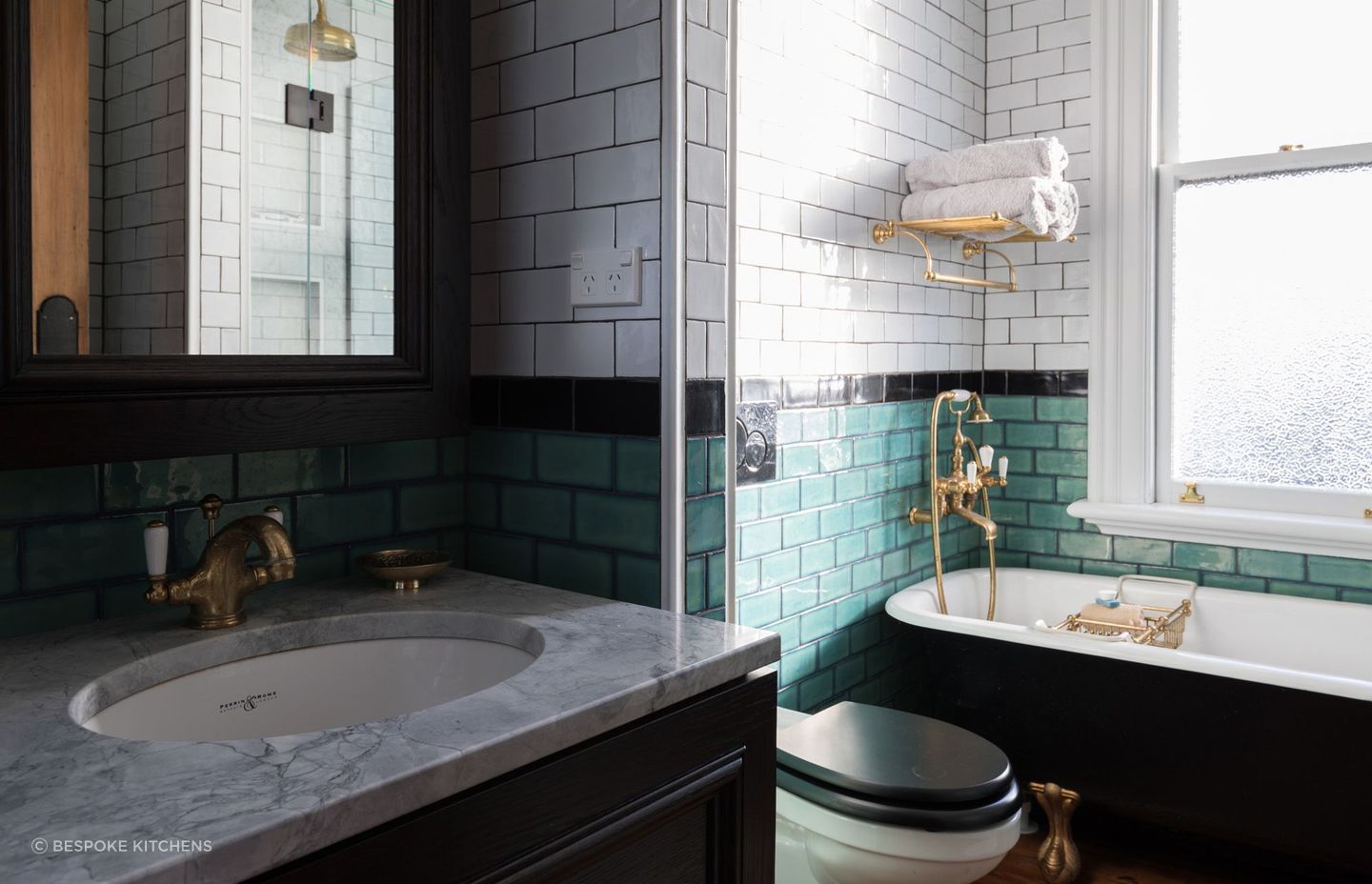 Extremely well balanced mixing and matching of colours in this Adelaide Road bathroom.