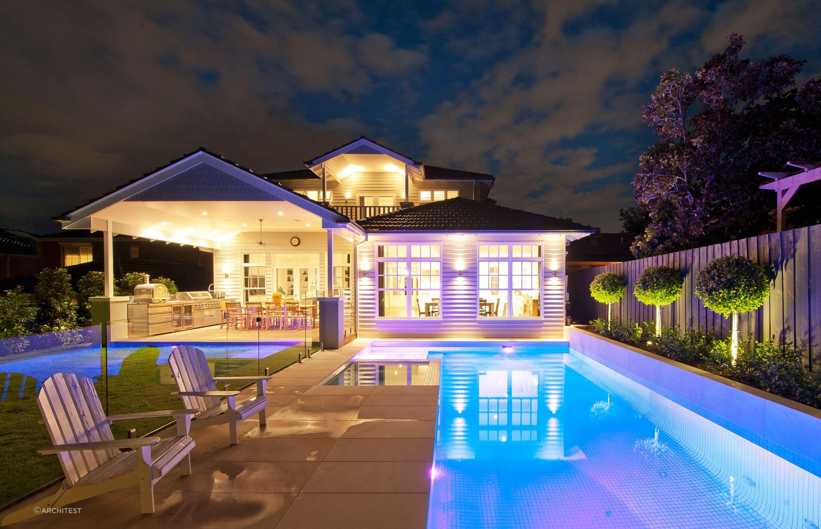 You can have a lot of fun injecting some colour into your pool lighting as you can see in this Californian Bungalow in Balwyn