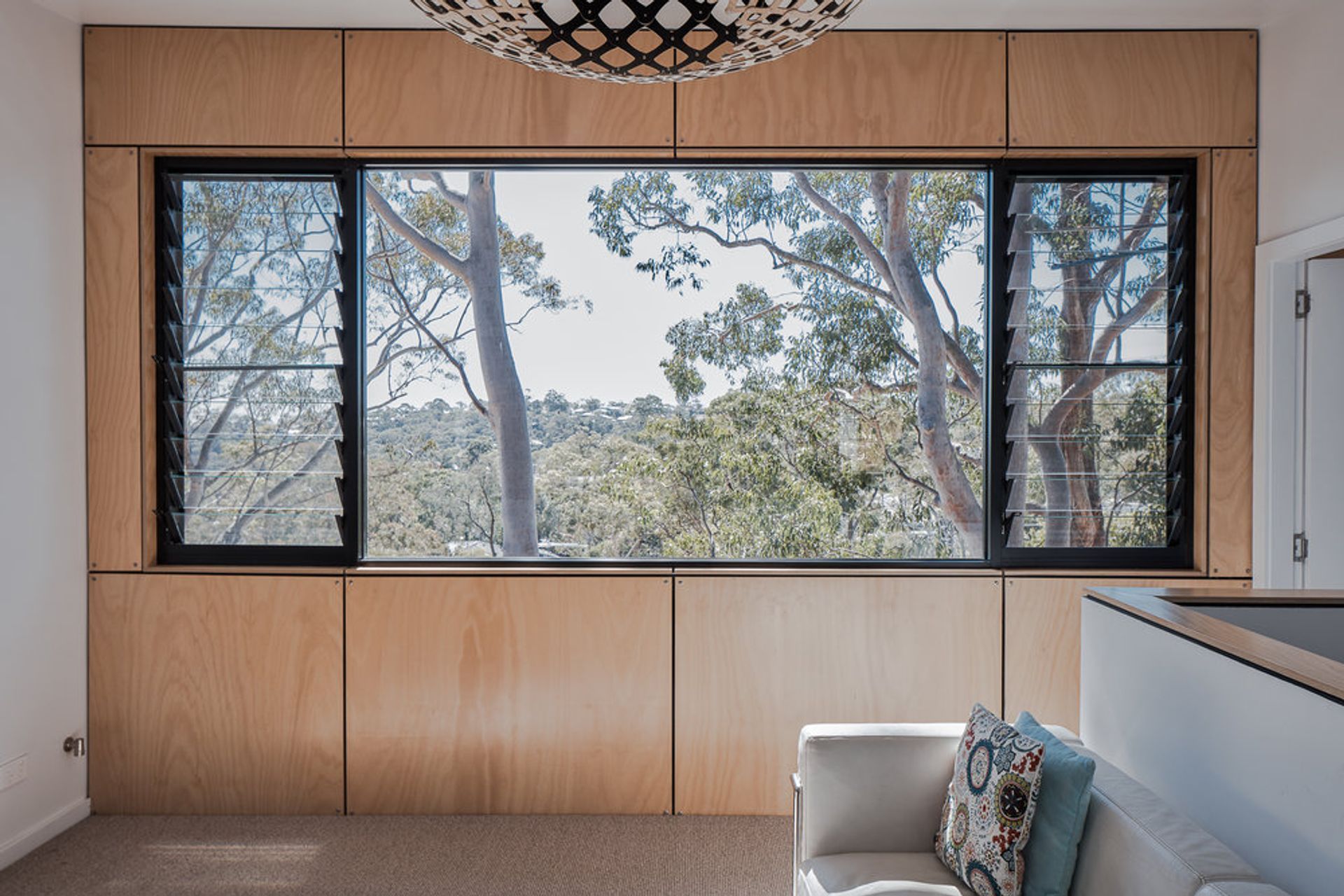 Tree Top House by Ironbark Architecture | Interior Plywood by Austral Plywoods | Photography by Andy MacPherson