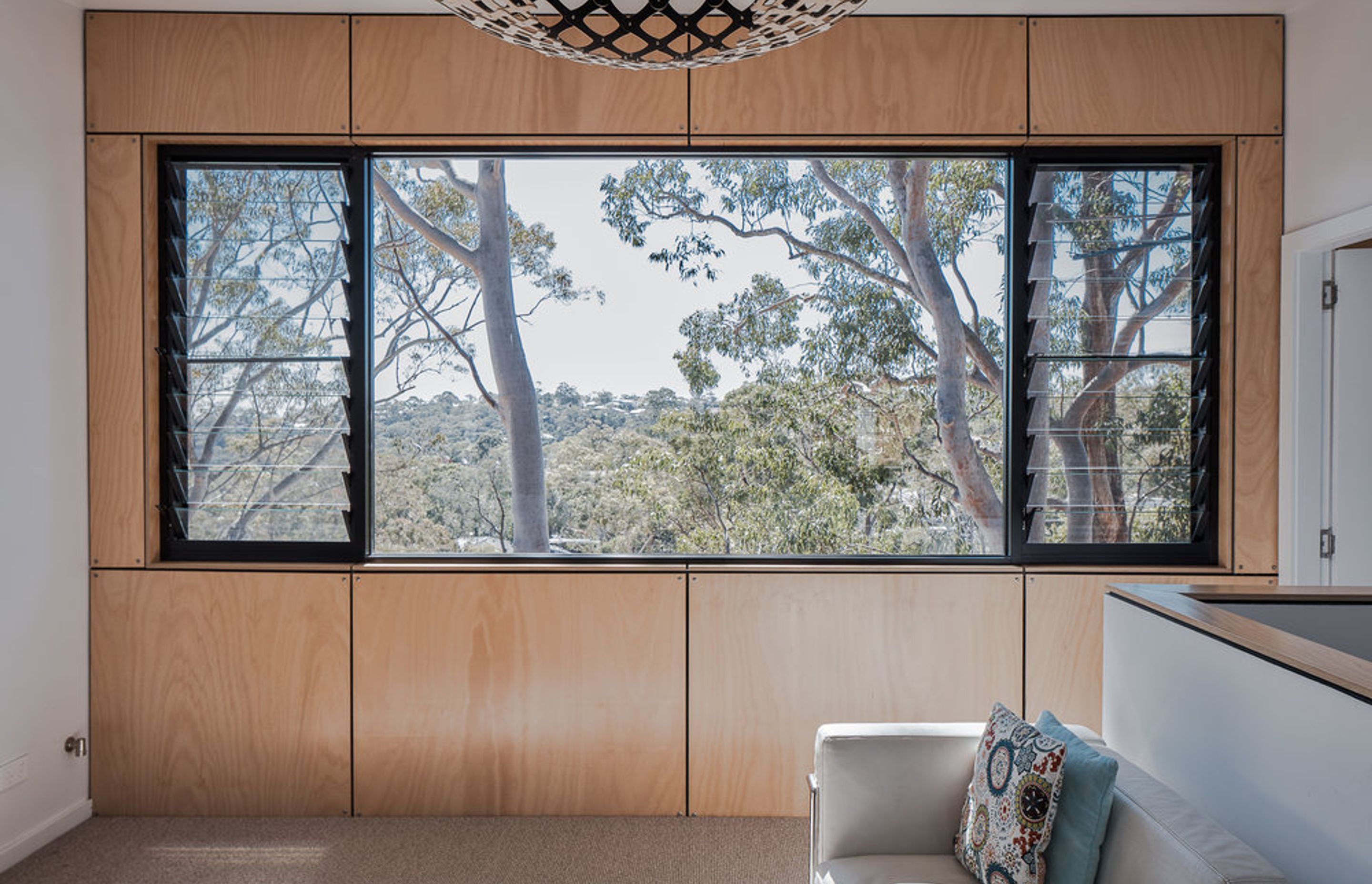 Tree Top House by Ironbark Architecture | Interior Plywood by Austral Plywoods | Photography by Andy MacPherson