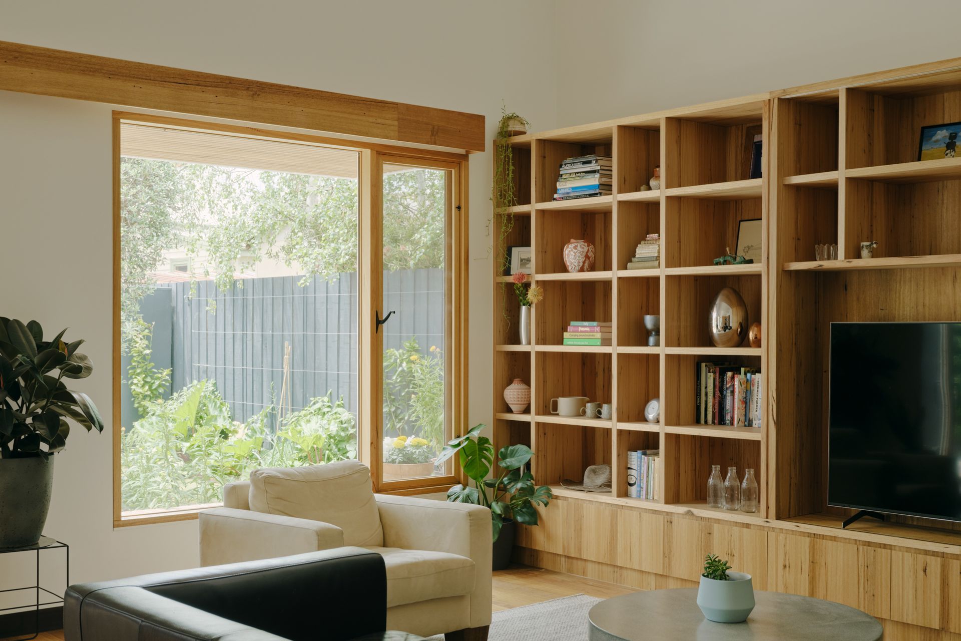 Fireside House by Breathe | Photography by Tom Ross