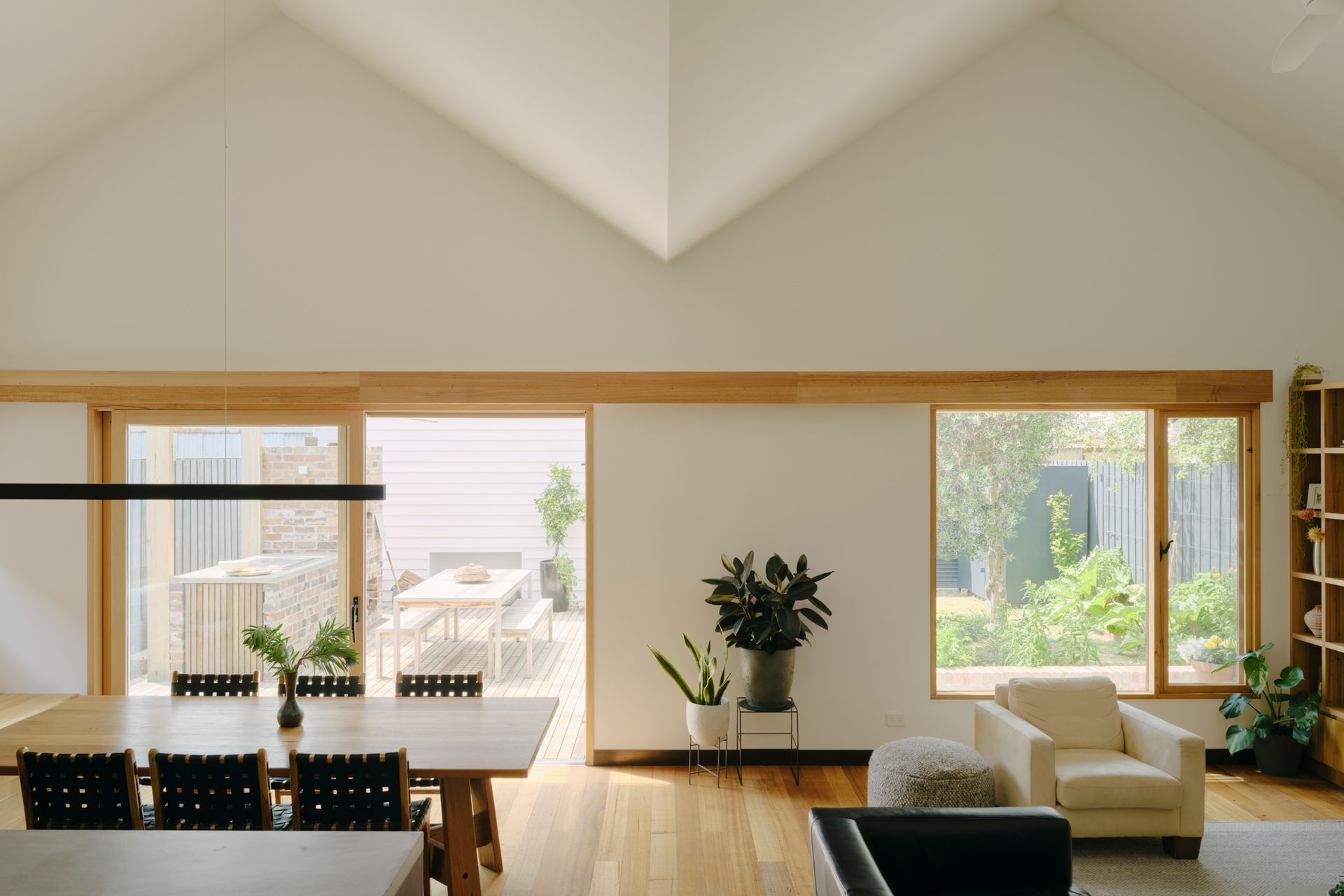 Fireside House by Breathe | Photography by Tom Ross