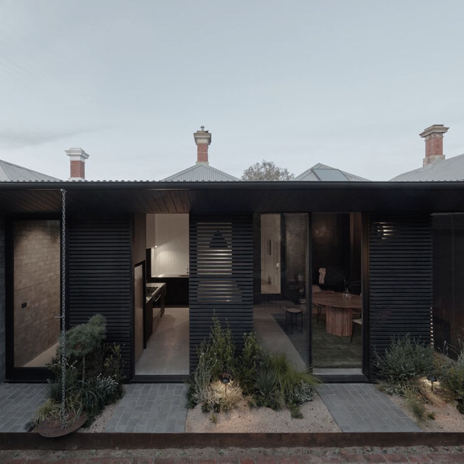 "Strong but elegant": Brunswick Lean-To by Blair Smith Architecture