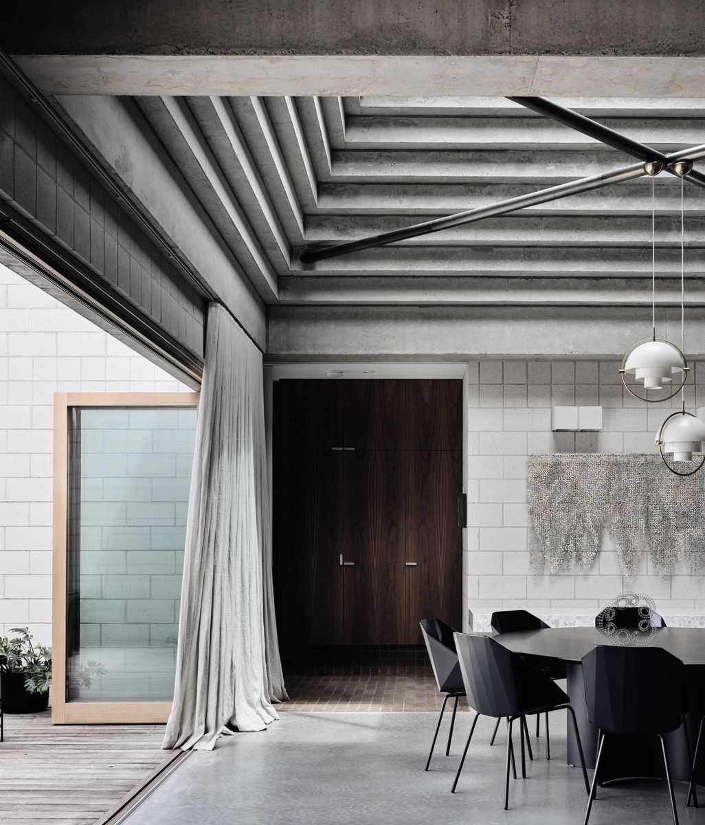 The softness of concrete: spaces that shape the traditionally unyielding material