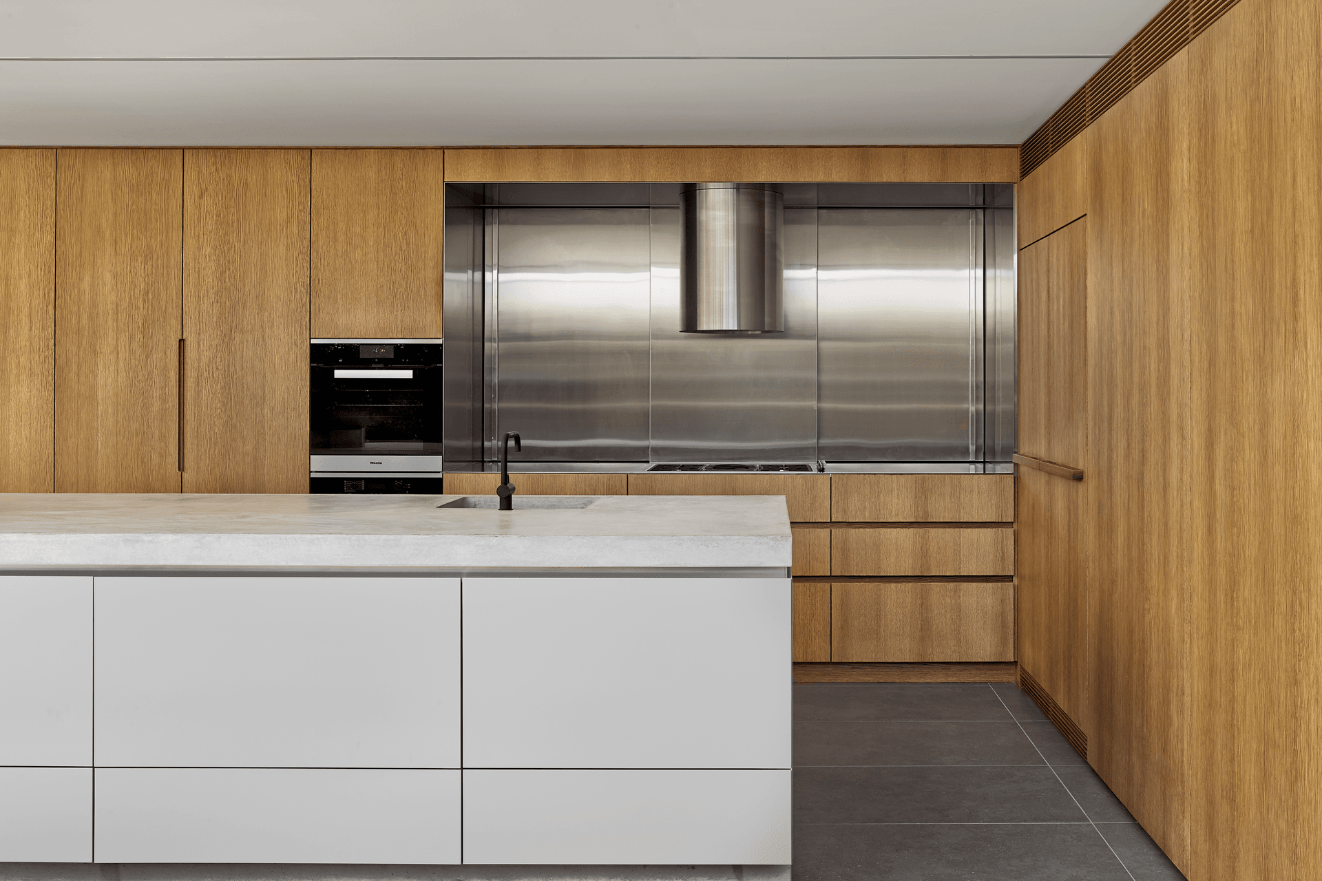 Birchgrove Kitchen by Dan Kitchens | Photography by Murray Fredericks