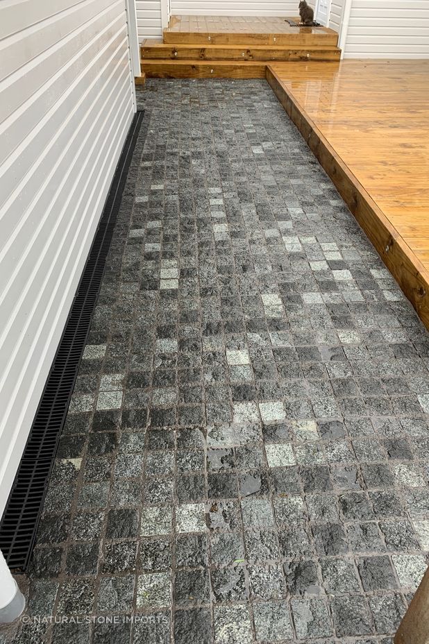 Black Granite Splitface Cobbles