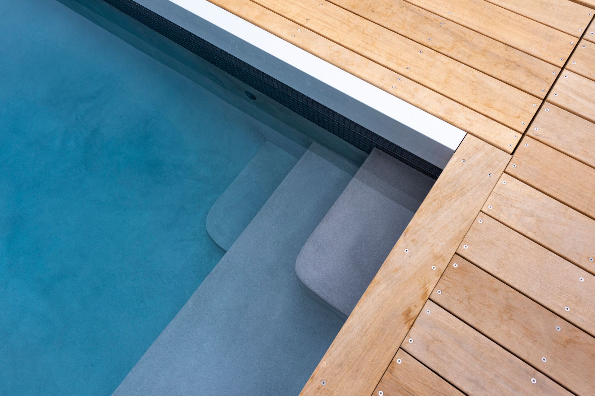 What to expect from your custom concrete pool