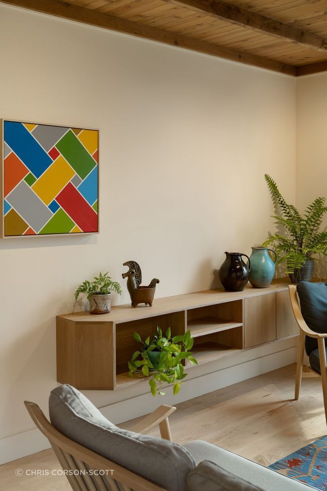 Interior Design and Architecture by Chris Corson-Scott and Pac Studio – Lounge pieces by Ercol 'Marino' Sofa and Armchair
