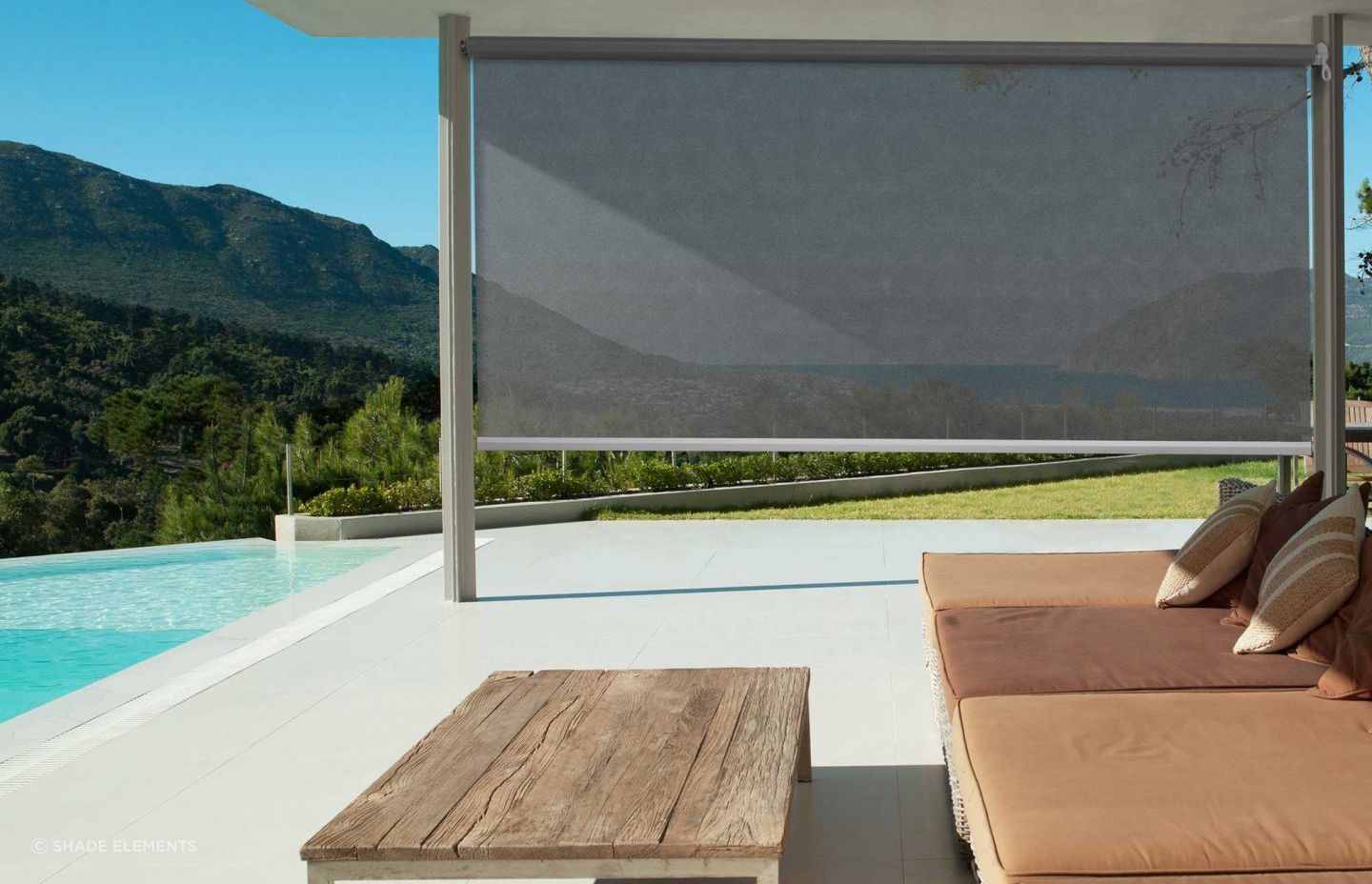 Practical and stylish, the Omni Screen from Shade Elements, a modern cafe style screen.