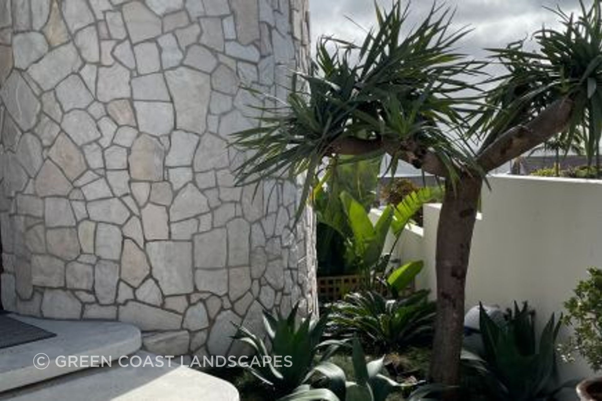 Clairvaux Stone Wall Cladding | RNB Property Group | Maxine Scalabrino-Fine Architect | Green Coast Landscapes