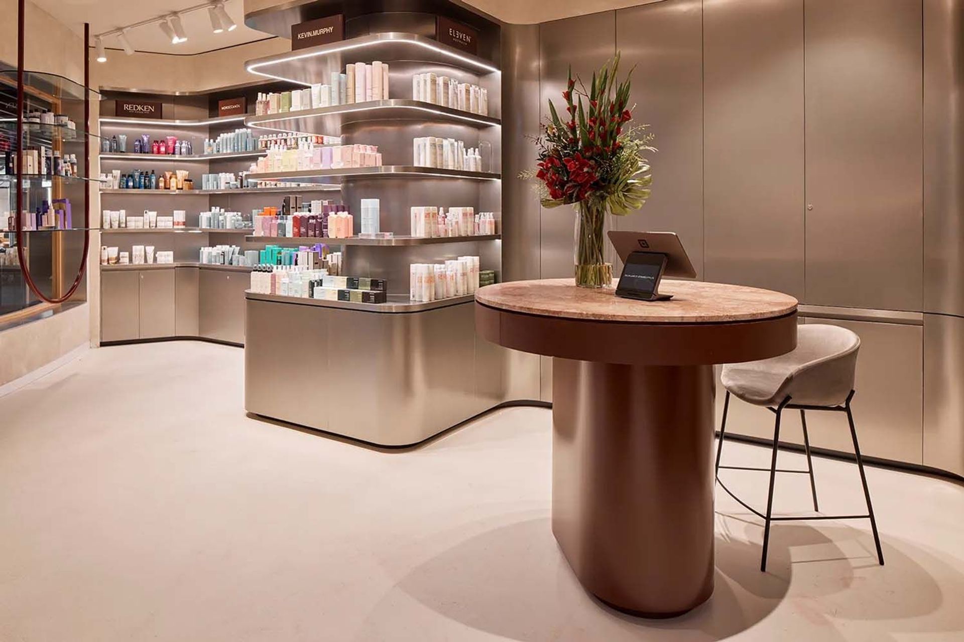 Co-Workspace Salon Lane Opens Second Location