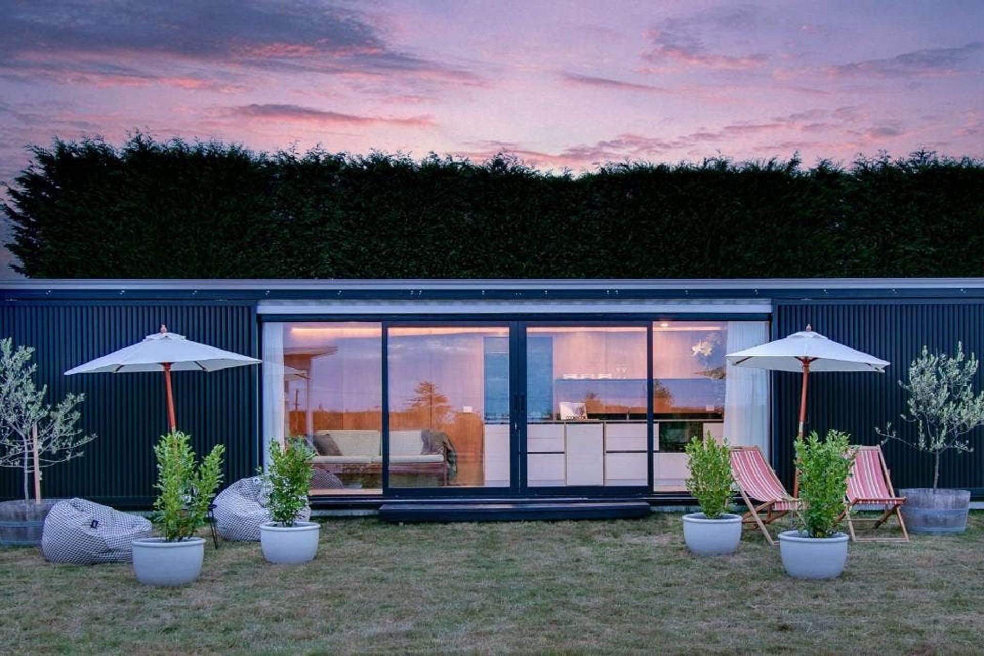 Picture Courtesy of Stuff (2019, 13 Feb) https://www.stuff.co.nz/life-style/homed/latest/110555556/open-homes-for-tiny-container-house-with-auction-proceeds-going-to-charity
