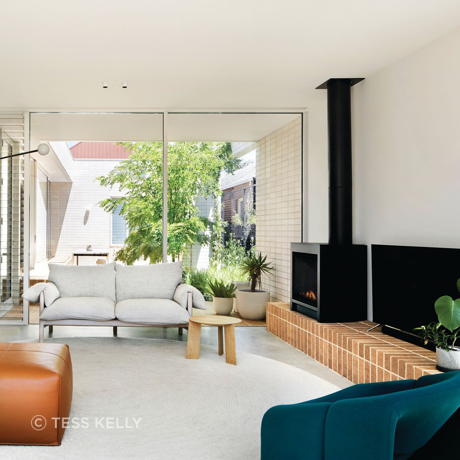 DFS730Clare-Cousine-ArchitectImage-Tess-KellyHiRes.jpg