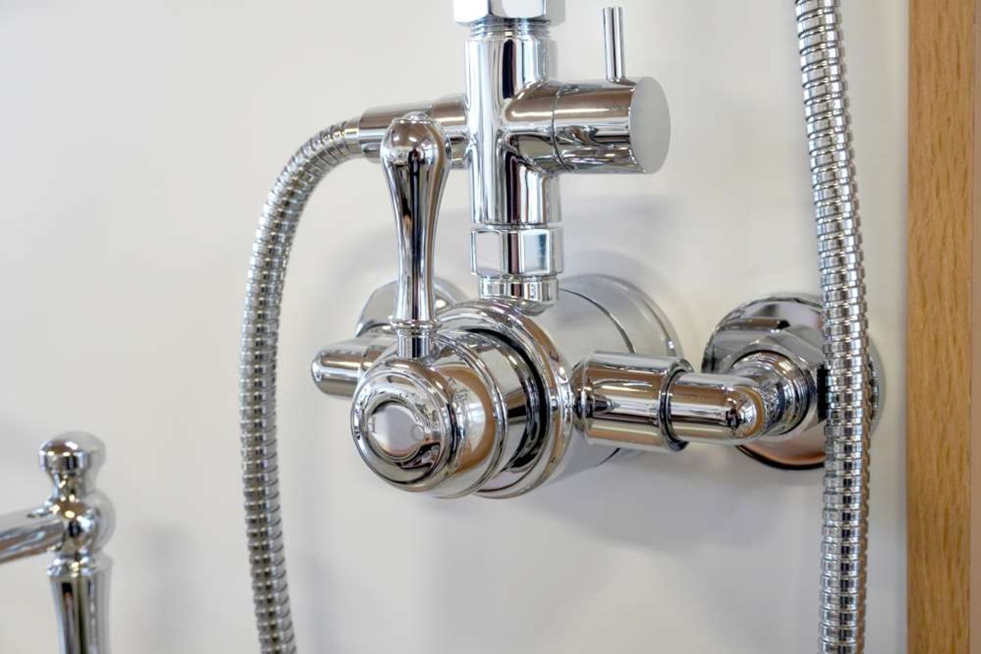 Matte Black Olde English 3 tap set up used from the Astra Walker range. This set up is perfect for Villas and Bungalows that want to retain the old world charm for their homes.