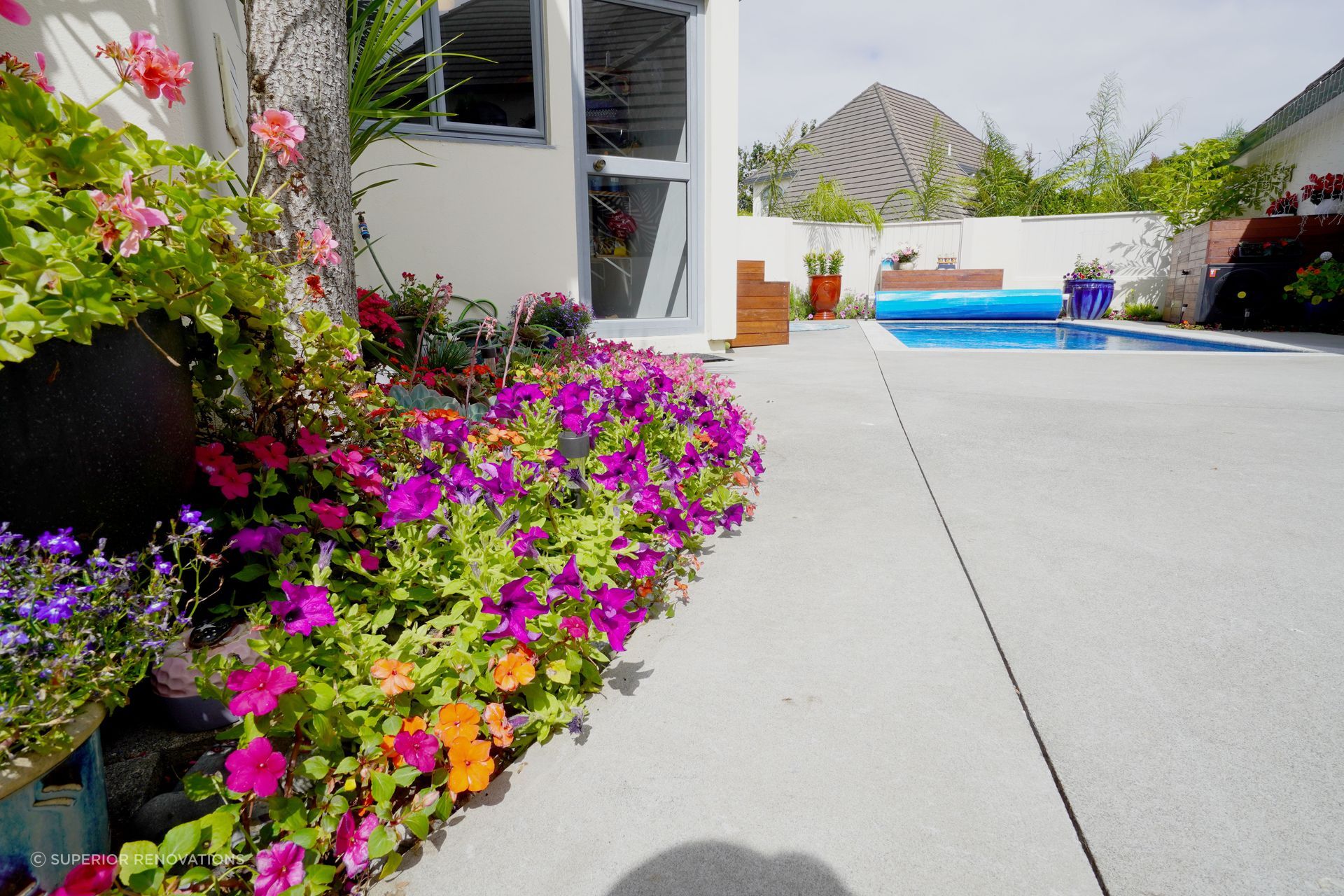 2023 GUIDE FOR OUTDOOR RENOVATIONS AND LANDSCAPING IN NZ – MATERIALS + DESIGN + COSTS