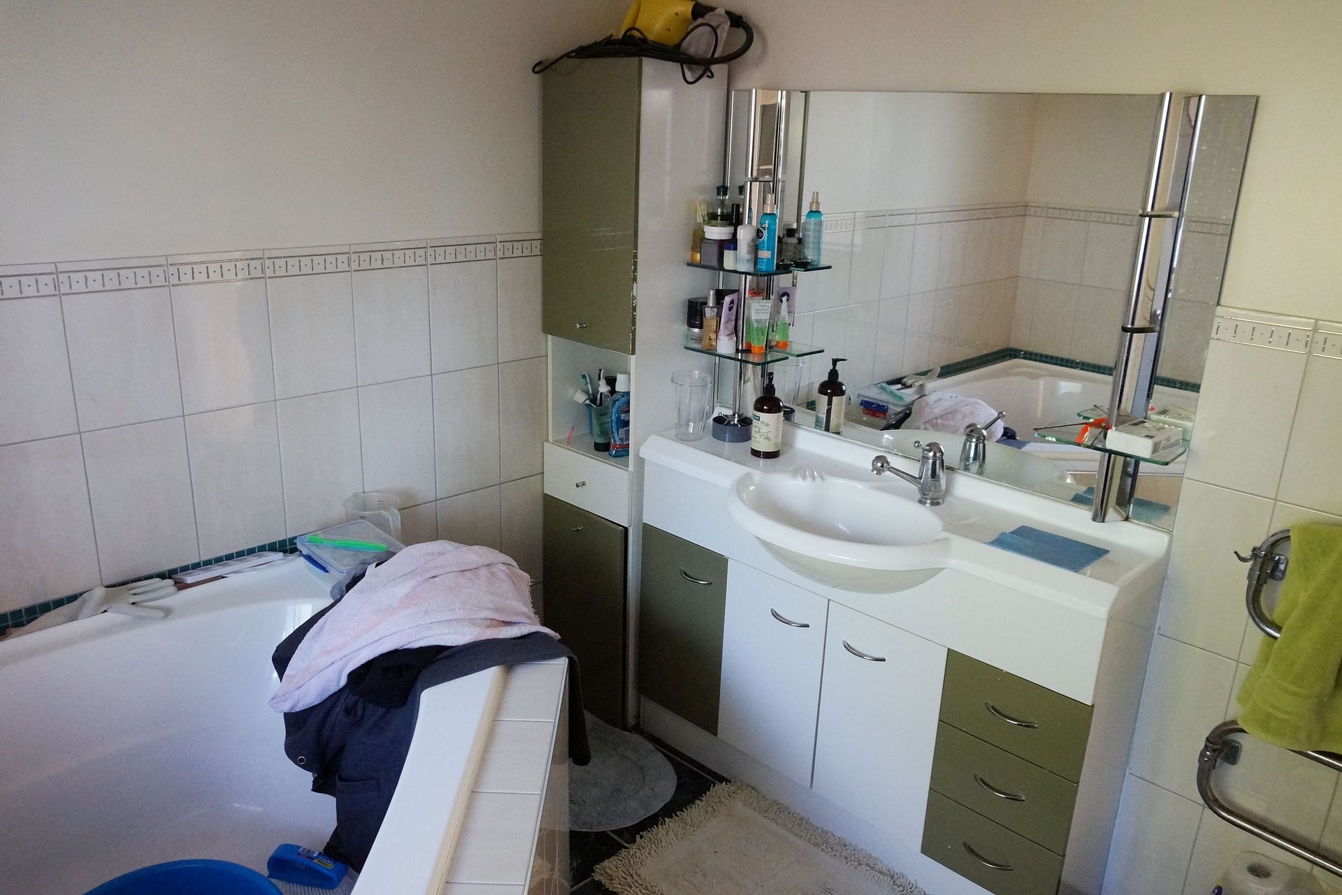 BEFORE we renovated an ensuite