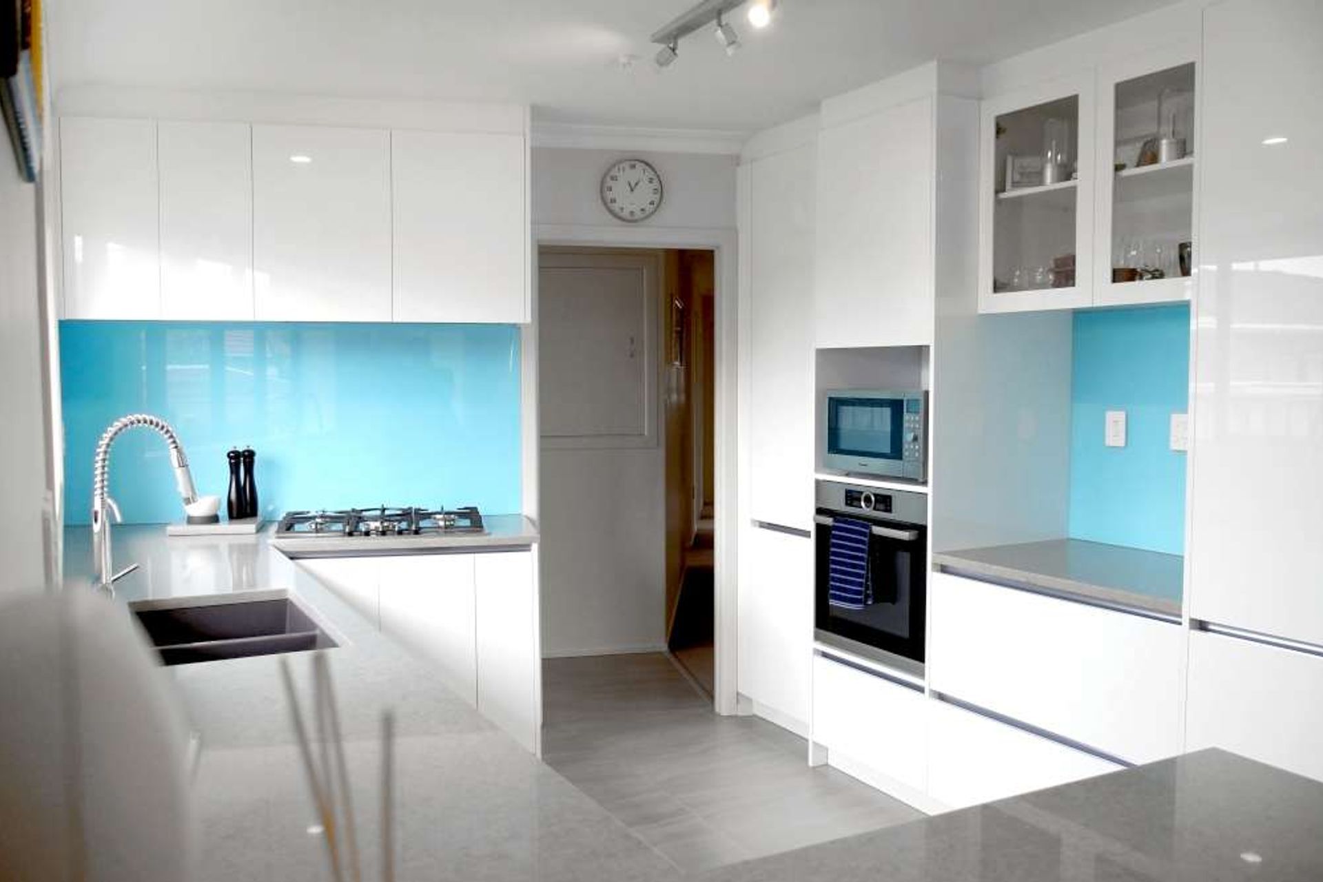 Modern Kitchen renovation in Papatoetoe, Auckland