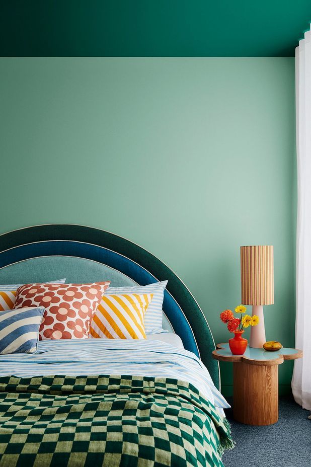 Image supplied by Dulux and features Dulux Diorite & Pharaoh's Gem. Styling: Bree Leech, Photography: Lisa Cohen.