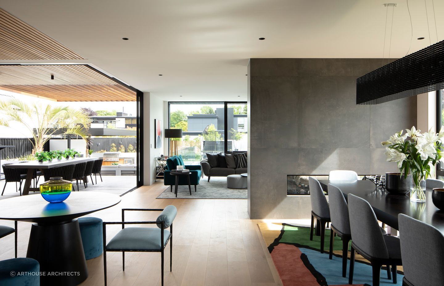 Indoor and outdoor living become one - Photography: Sarah Rowlands