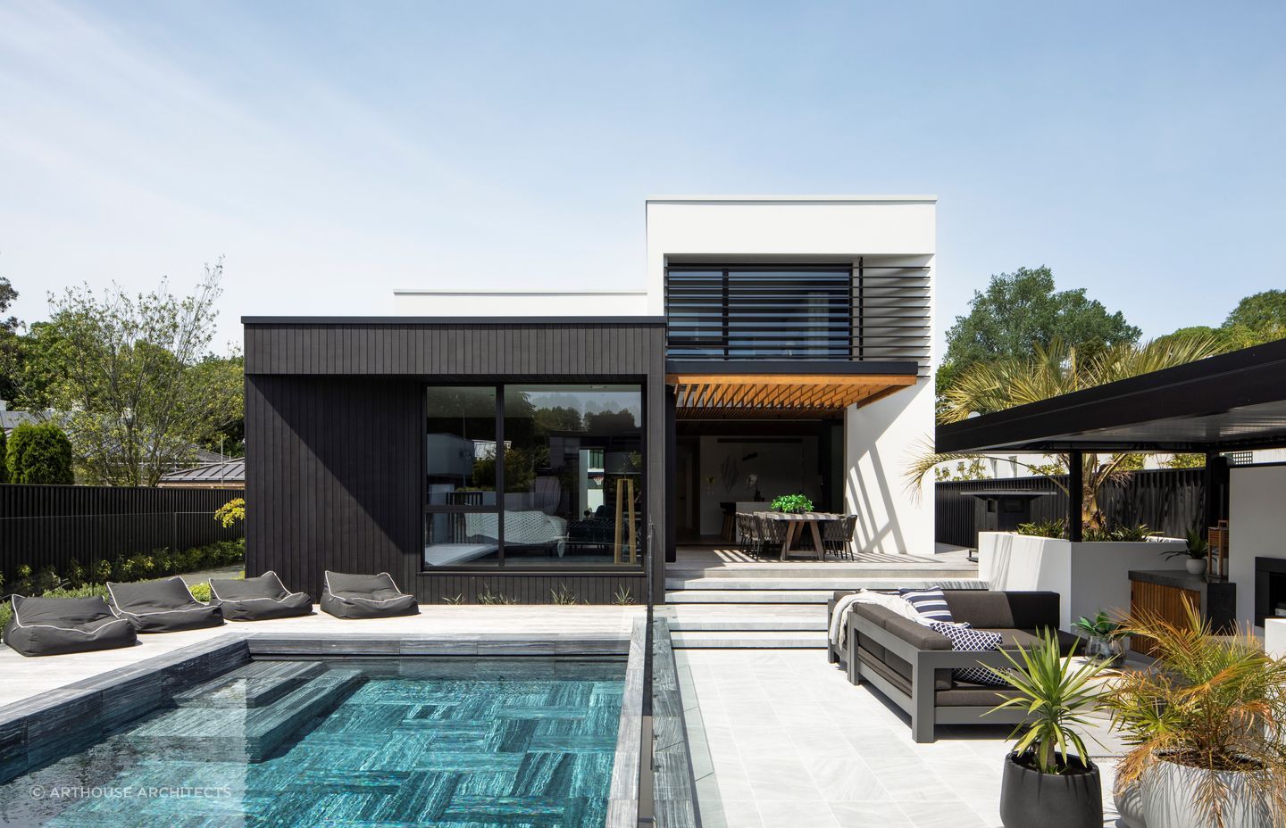 A modern design and bold colour scheme for this Desmond Street home - Photography: Sarah Rowlands