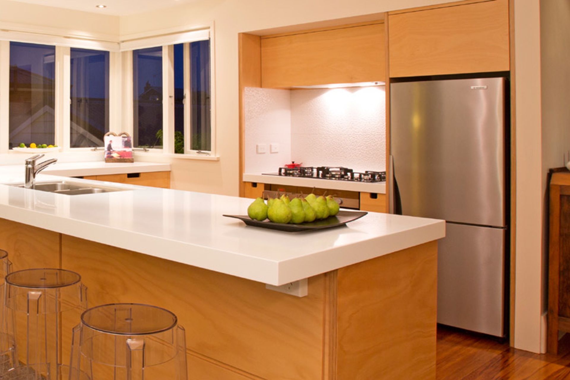 Clever Tips for Designing Compact Kitchens