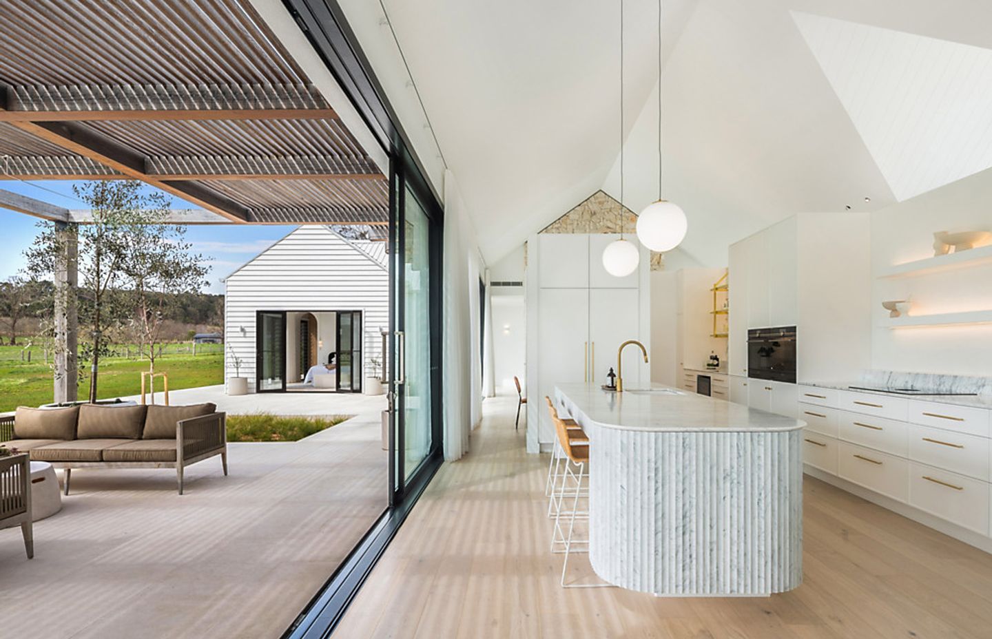 Herald Park by Martin O'Toole Architects | Photography by Phil Winterton courtesy of Di Jones Bowral