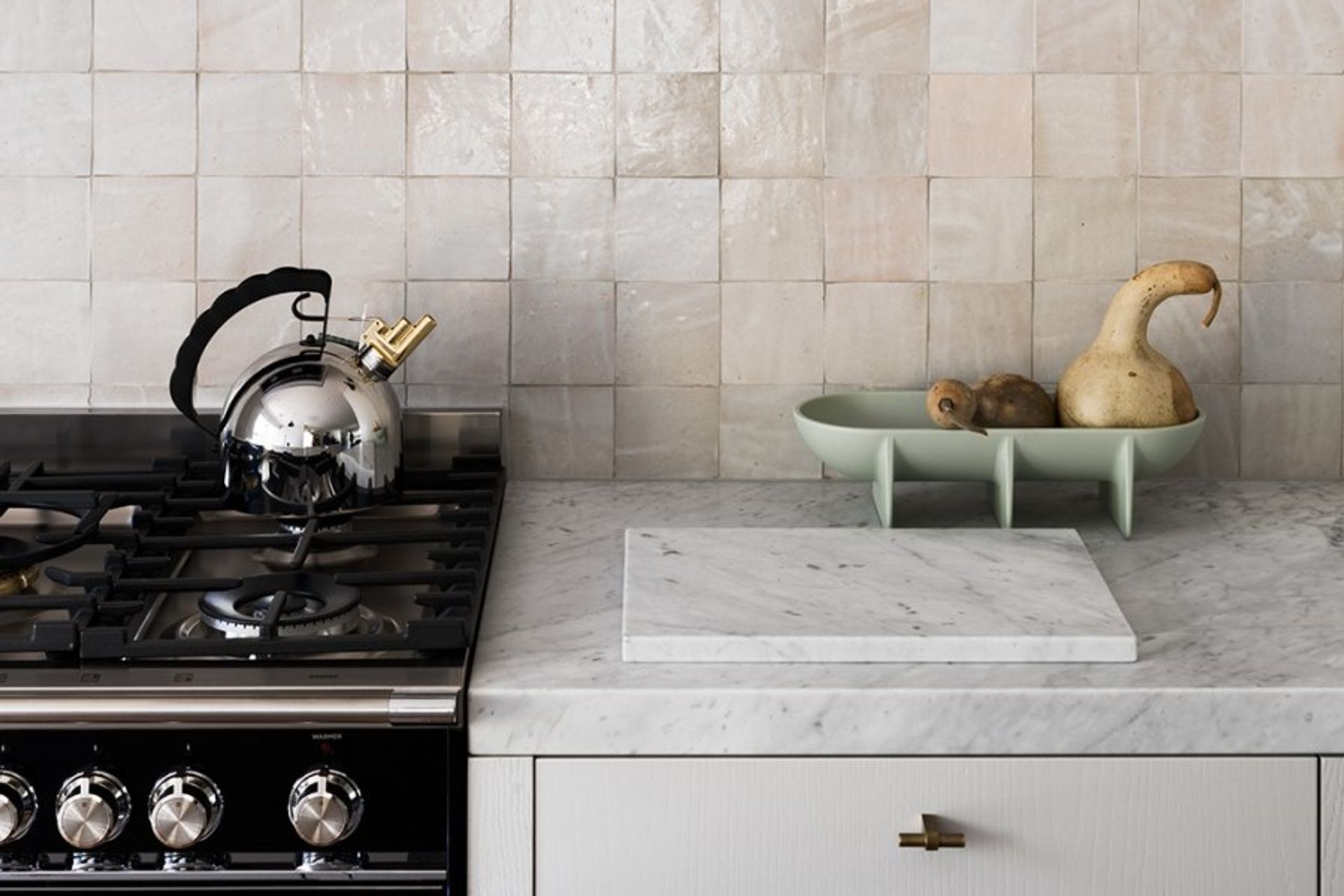 Greenwood Unit Kitchen by the English Tapware Company | Photography by Tom Blachford