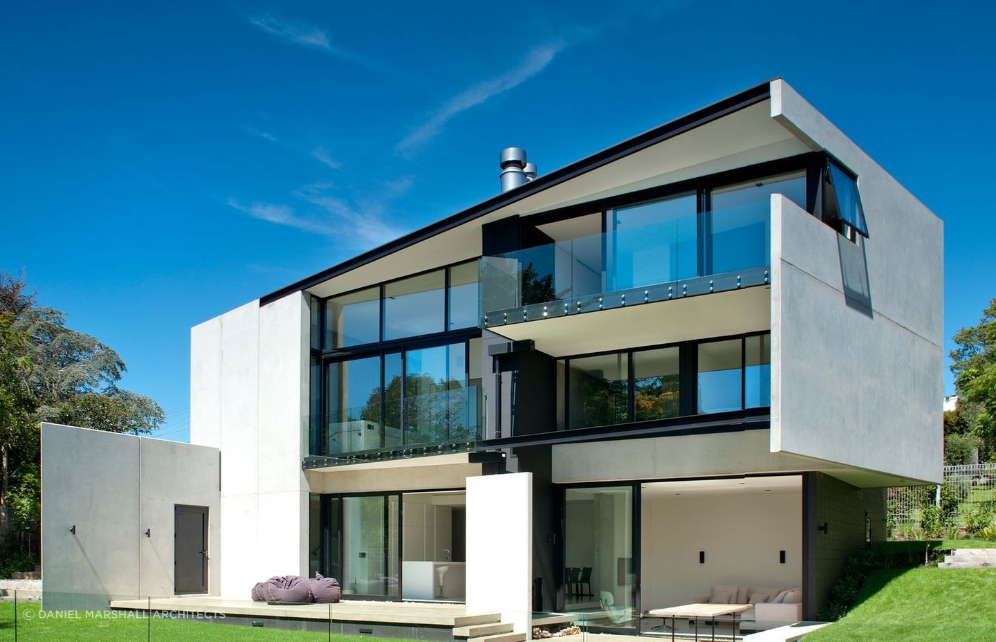 This family home in Remuera features industrial styling and plenty of appeal - Photography: Emily Andrews &amp; Ernie Shackles