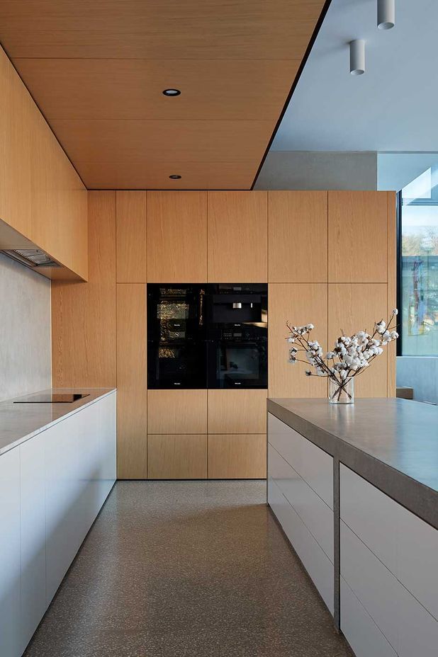 Salmon by FGR Architects | Photography by Peter Bennetts