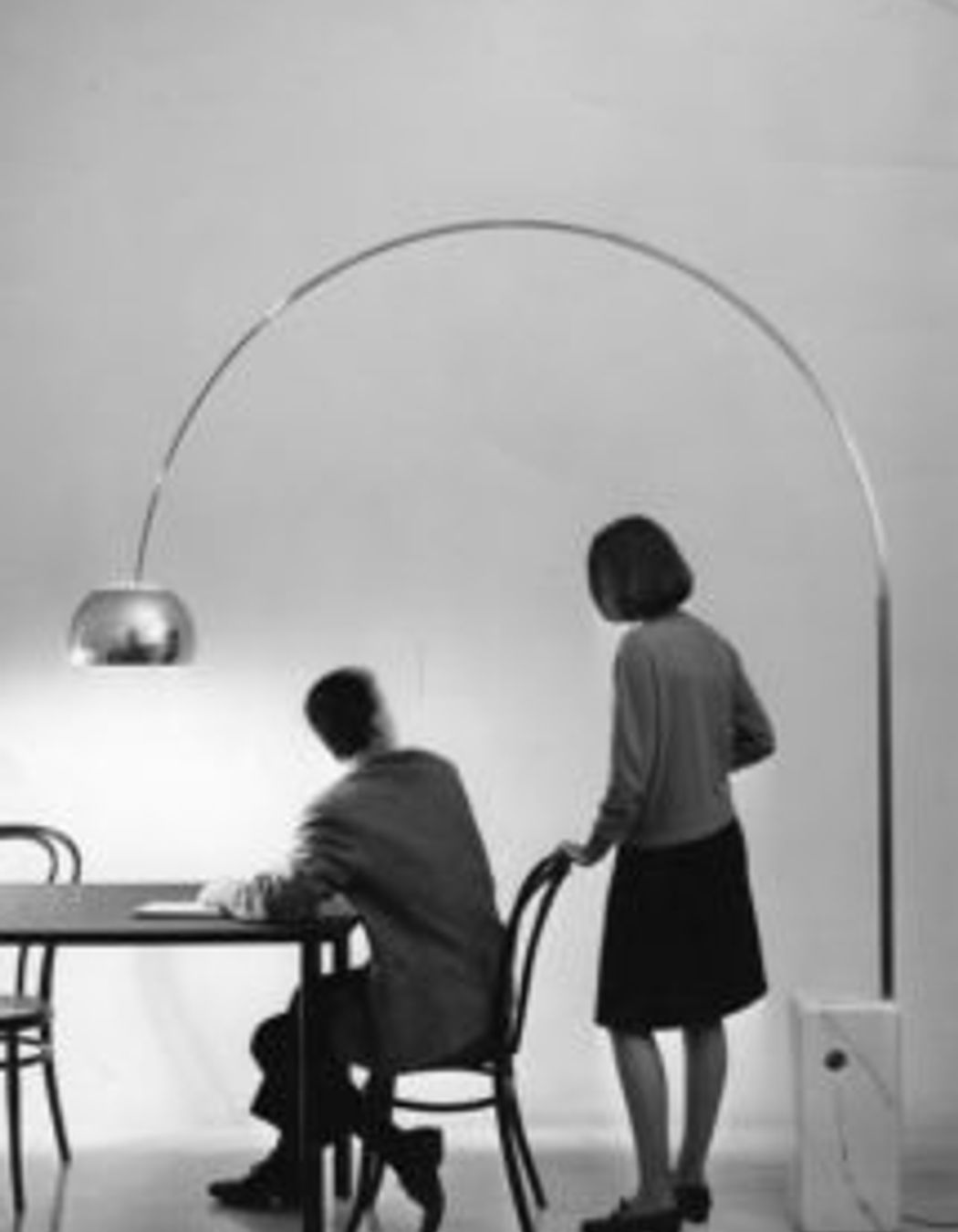 What is Mid-Century Modern Style?