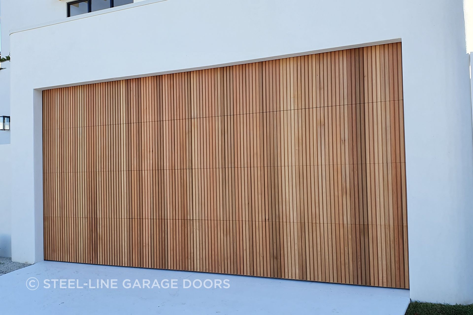 Gold-Coast-screen-clad-Western-Red-Cedar-CASTELATION-SCREEN-CLAD-SCE81x13.jpg