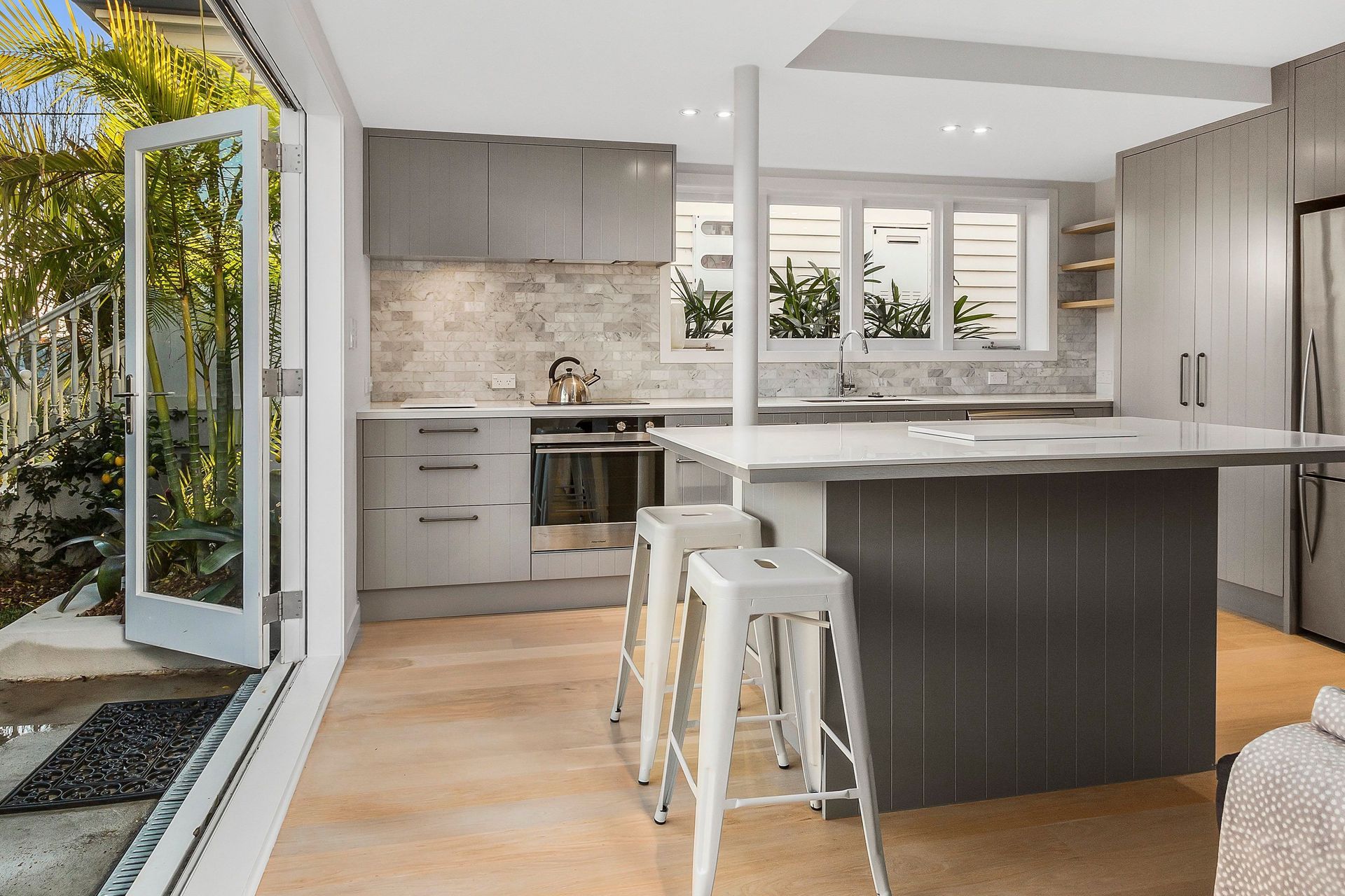 Clever Tips for Designing Compact Kitchens