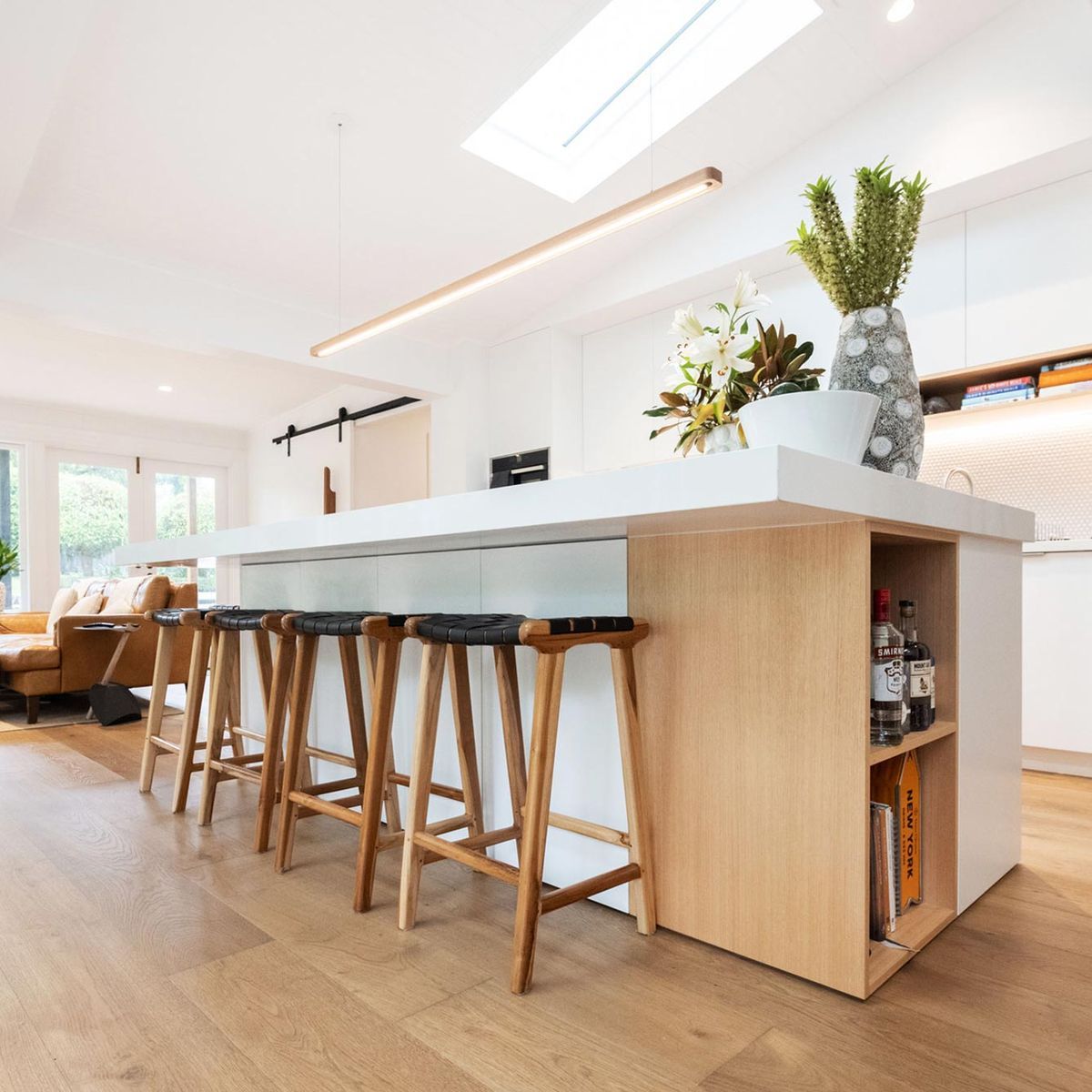 Transform your space with these stunning kitchen lighting ideas