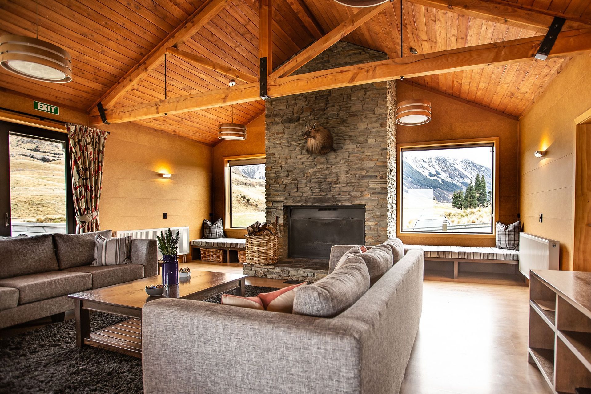 Triboard TGV's tongue and groove joint means it is a highly flexible product that can be laid either vertically or horizontally without the need for framing behind the joins.