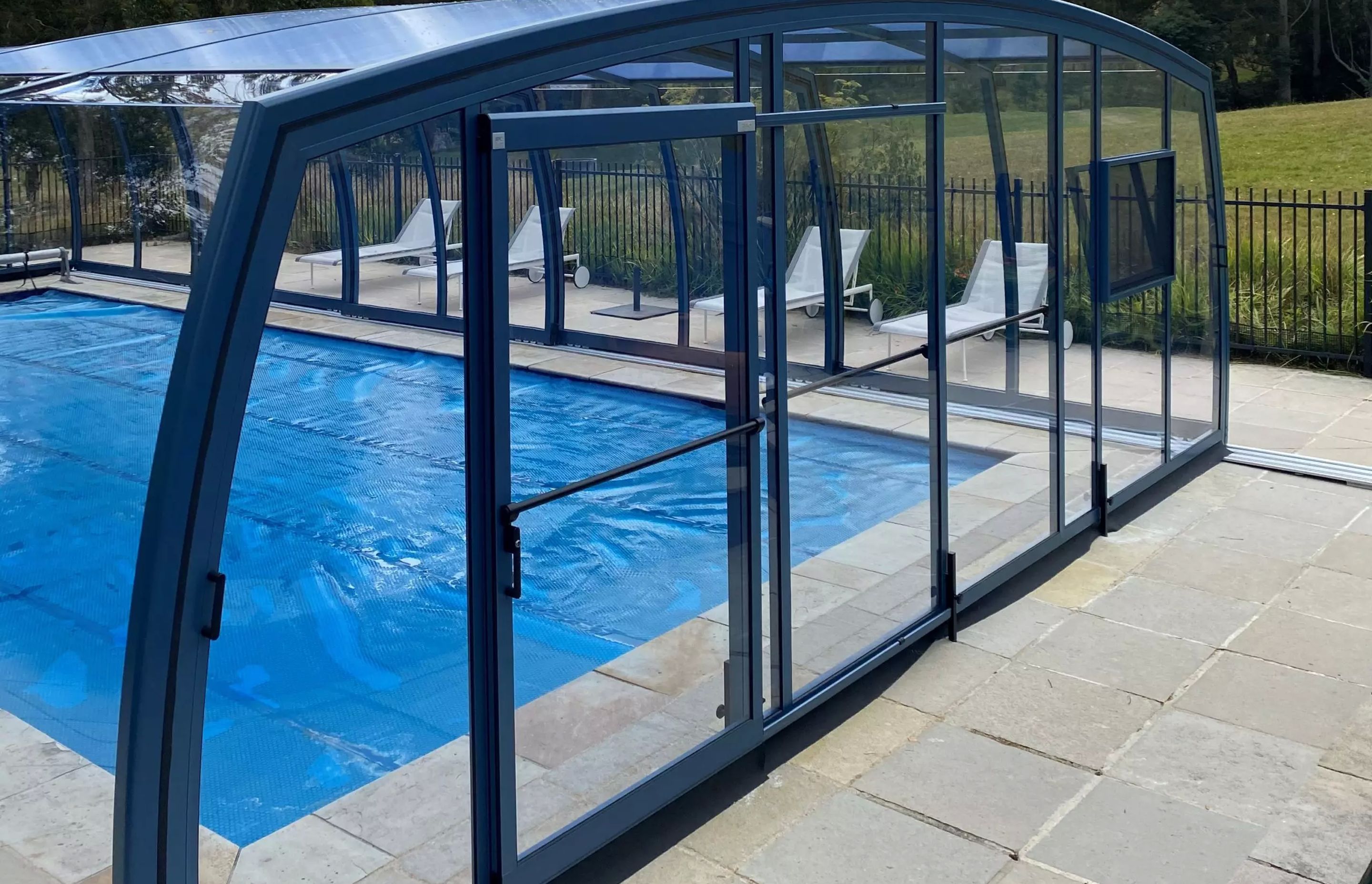 Pool Enclosure Features & Customizations