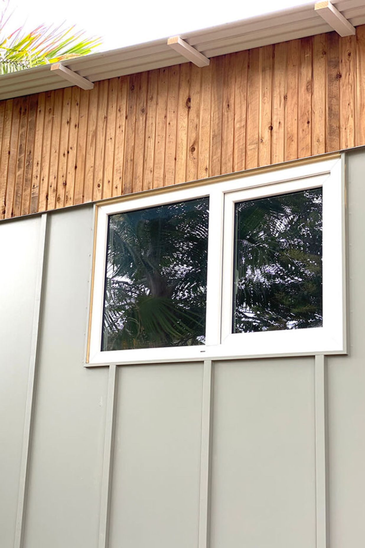 SINGLE VS DOUBLE VS TRIPLE: WHICH WINDOW IS RIGHT FOR YOUR ENERGY-EFFICIENT HOME?