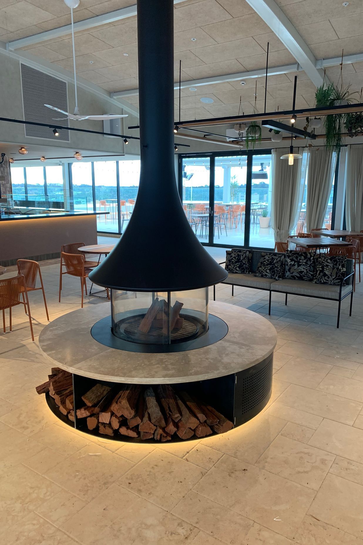 Queanbeyan Sporting Club, NSW | Eva 992 Gas by Sculpt Fireplaces
