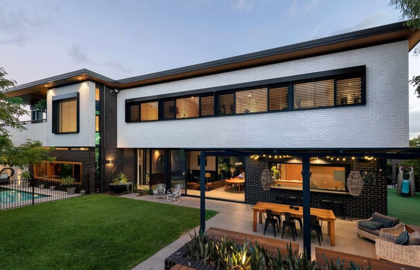 Expert Teams Create Great Projects